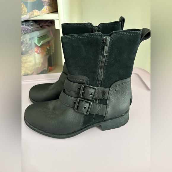 Ugg Wilde waterproof biker boots - Picture 2 of 4